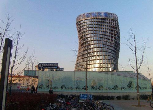 北京这处奇葩建筑,因外形酷似大肠,被网友调侃为大肠楼